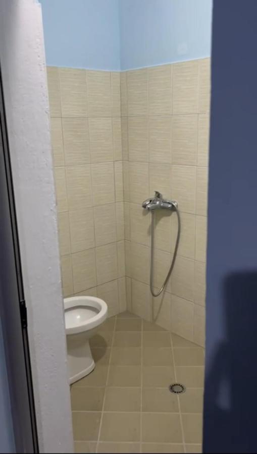 Guest House Andersoni Dhoma Plazhi Andersoni Shen Ded Gjoni Εξωτερικό φωτογραφία