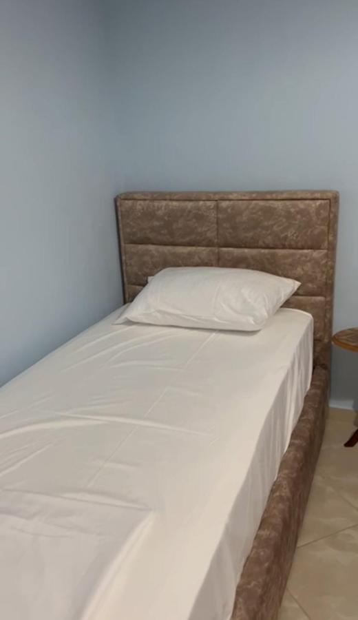 Guest House Andersoni Dhoma Plazhi Andersoni Shen Ded Gjoni Εξωτερικό φωτογραφία