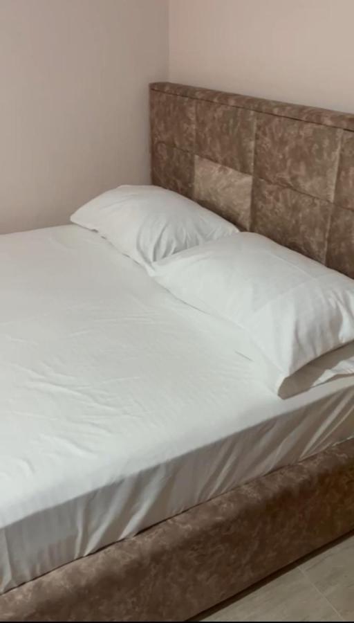 Guest House Andersoni Dhoma Plazhi Andersoni Shen Ded Gjoni Εξωτερικό φωτογραφία